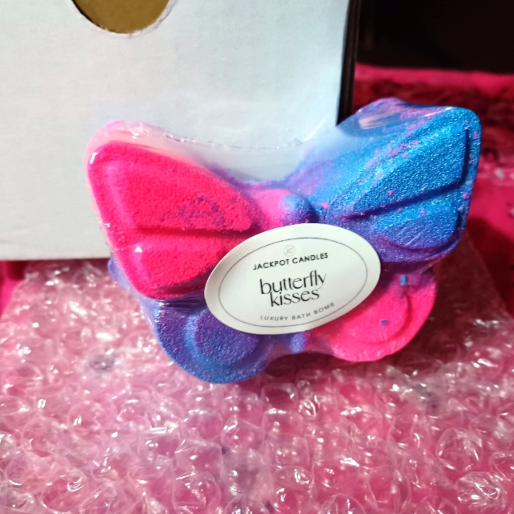 JC Jewerly Special Edition Butterfly Kisses Bath Bomb